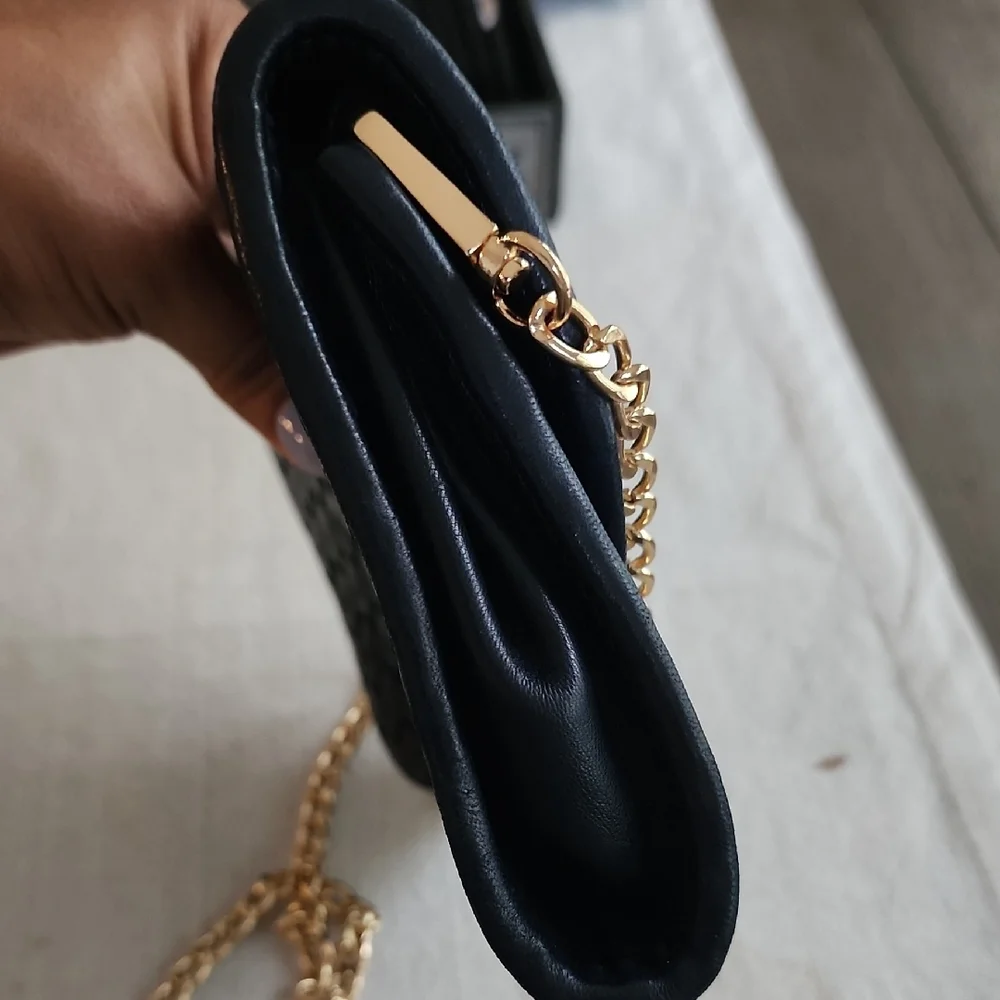 Bottega Veneta Intrecciato Navy Blue Woven Leather Clutch - Picture 10 of 16